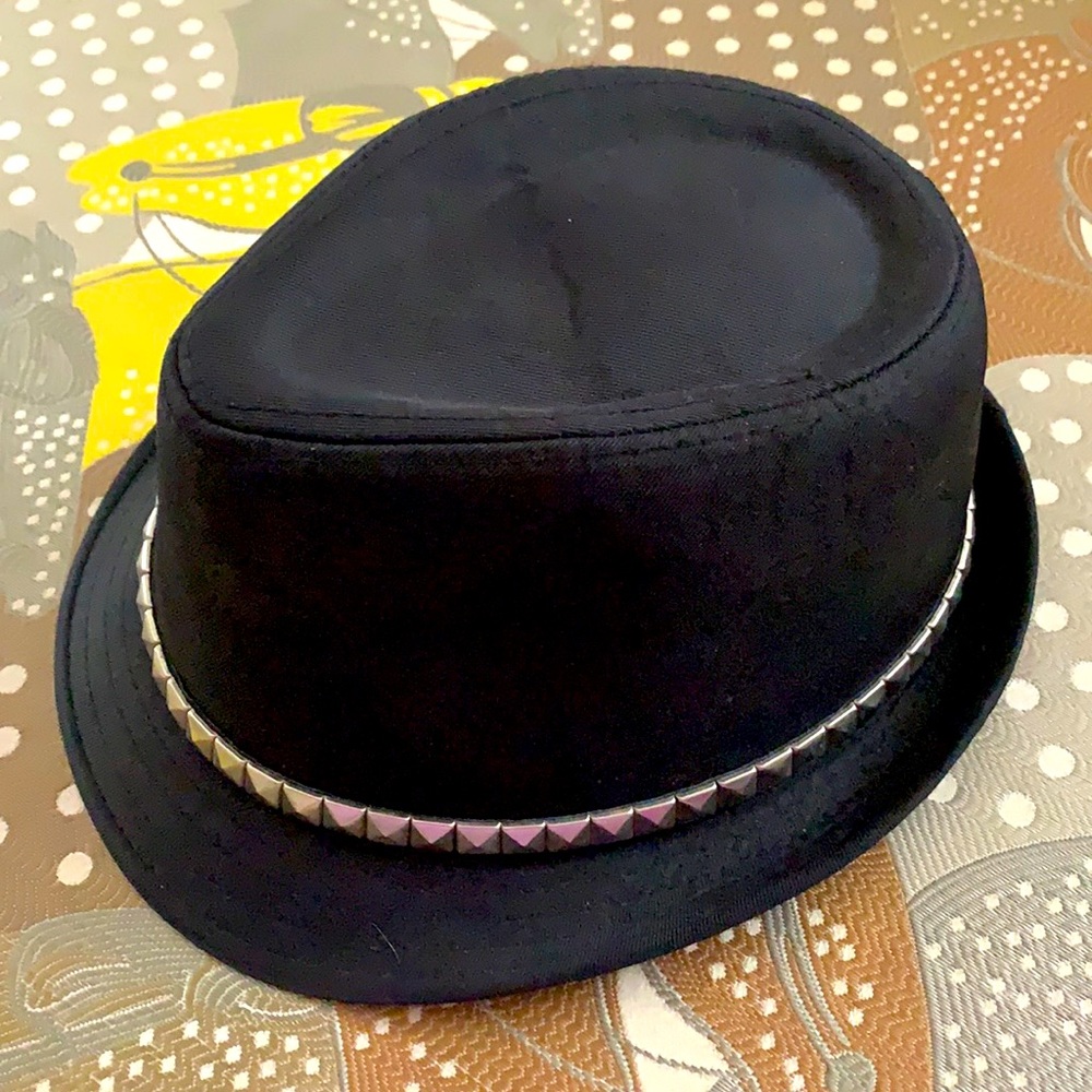 Nicole Marciano Black w/Silver Spike Band Accents Fedora